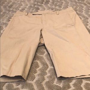 Bermuda shorts khaki color